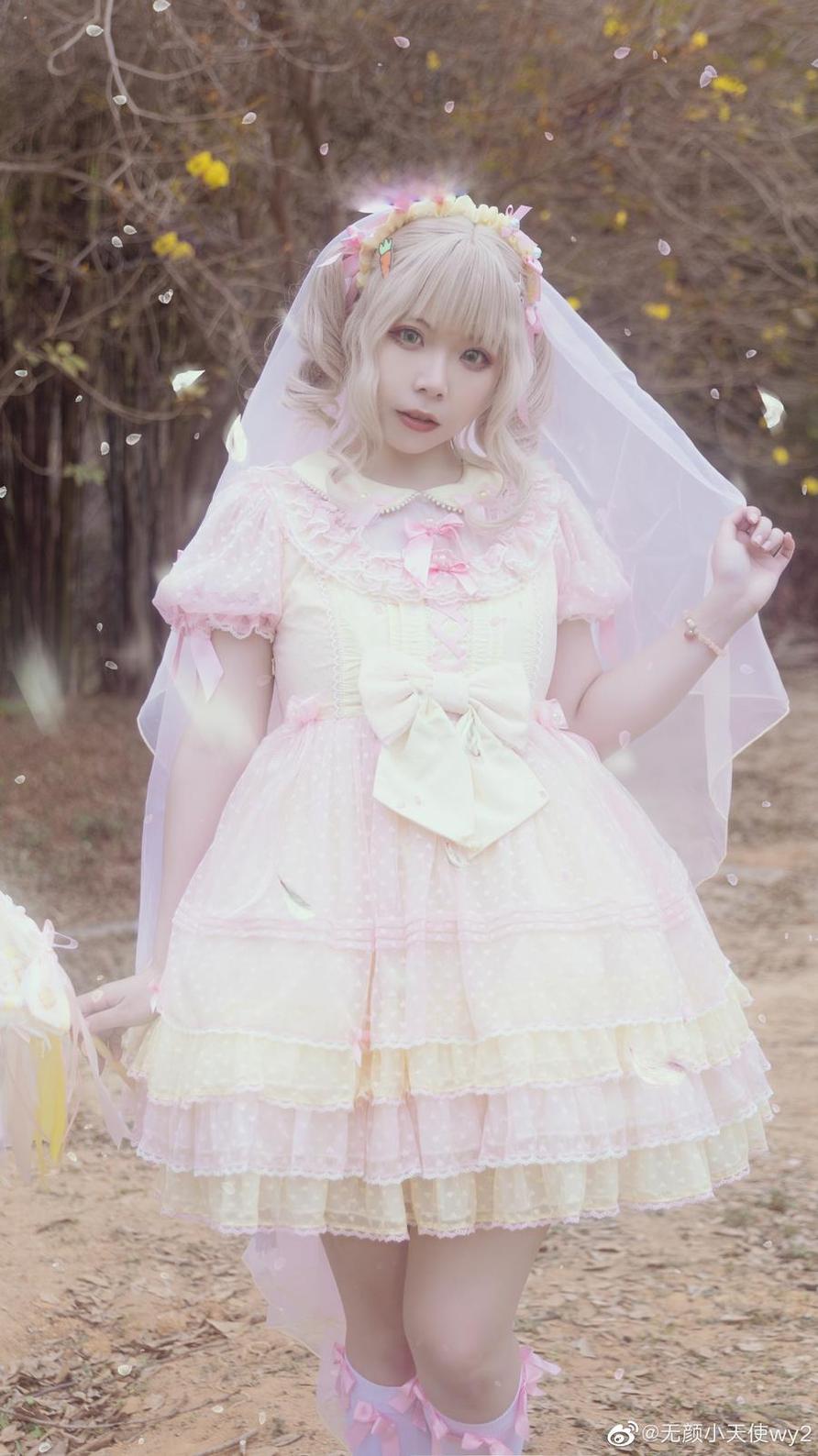 自闭颜球球在线观看更新了!浓缩cos经典,不容错过(自闭gl) 自闭颜球球在线观看更新了!浓缩cos经典,不容错过(自闭gl)