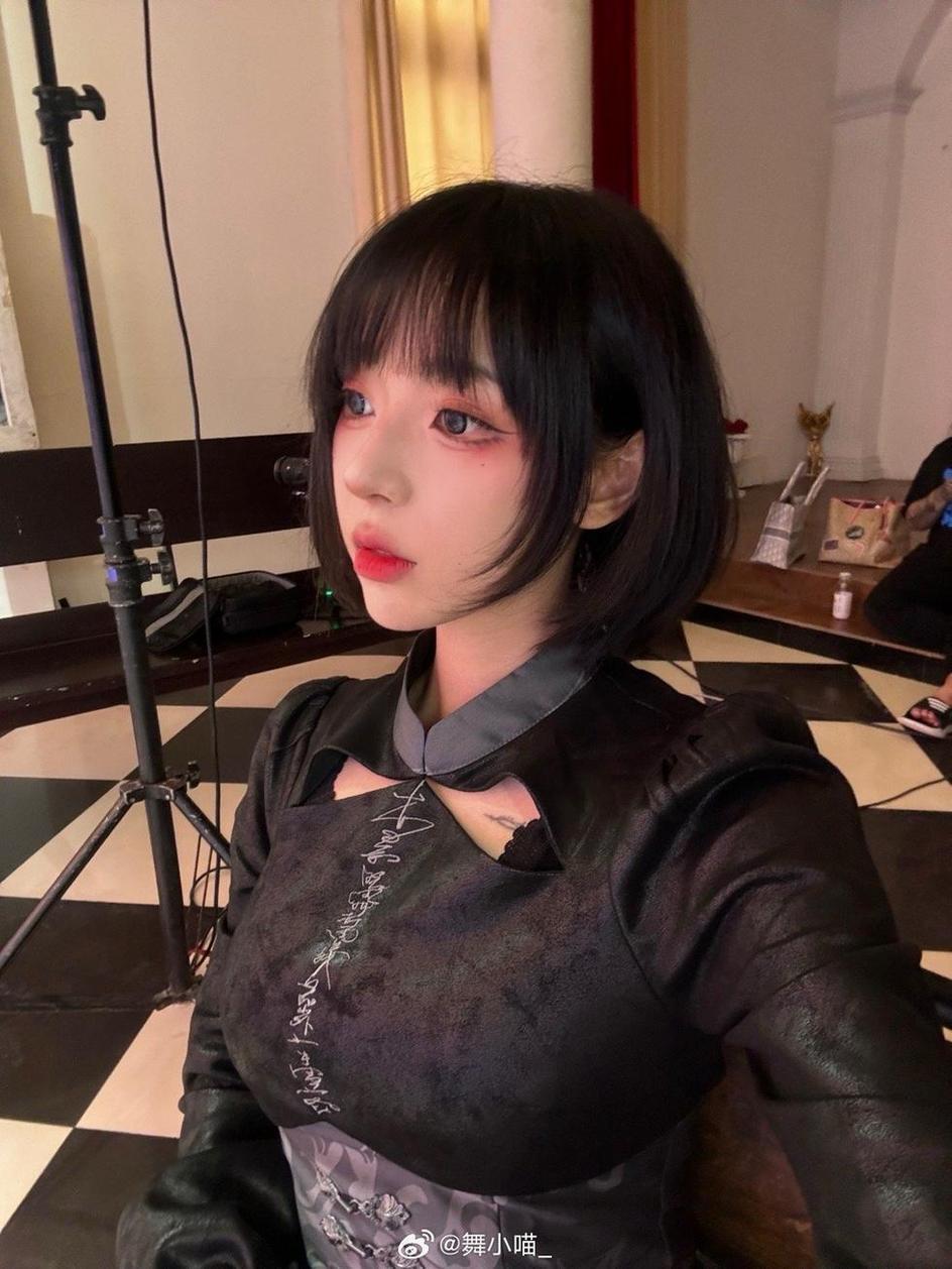 图包大放送!舞小喵和陈小喵究竟是一个人吗?陈小喵Cos《名侦探柯南》照片套(舞图邦图片保存在哪里) 图包大放送!舞小喵和陈小喵究竟是一个人吗?陈小喵Cos《名侦探柯南》照片套(舞图邦图片保存在哪里)