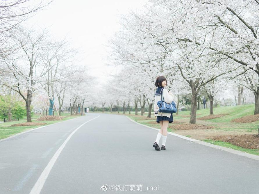 摄影达人用镜头定格了王胖胖u水手服的照片,美得不可方物(摄影师用的镜头) 摄影达人用镜头定格了王胖胖u水手服的照片,美得不可方物(摄影师用的镜头)