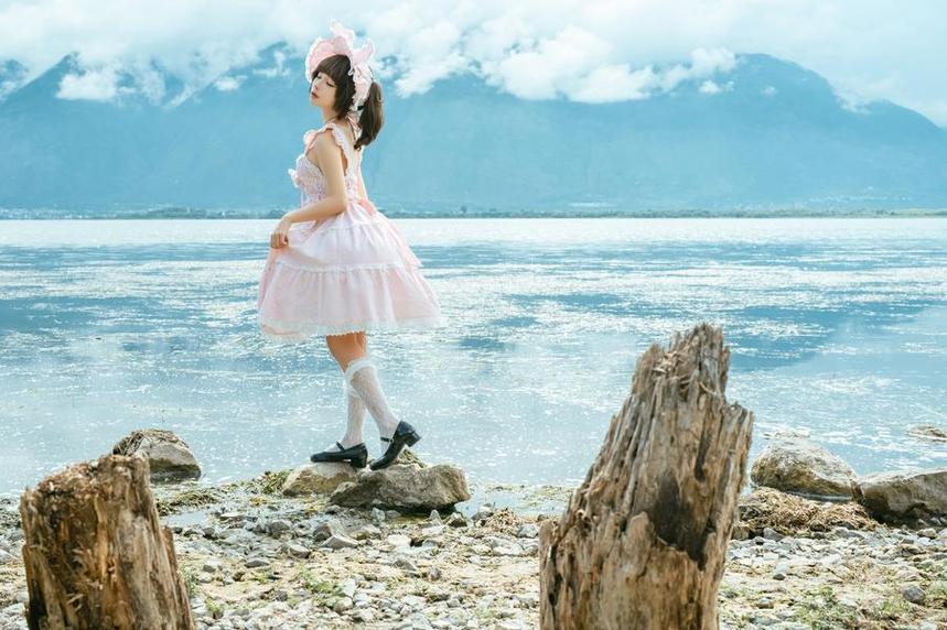 热爱cosplay的小仙女们,快来看看蠢沫沫黄豆粉斗图,精致的cos作品让你惊叹不已。(cos喜欢的动漫) 热爱cosplay的小仙女们,快来看看蠢沫沫黄豆粉斗图,精致的cos作品让你惊叹不已。(cos喜欢的动漫)