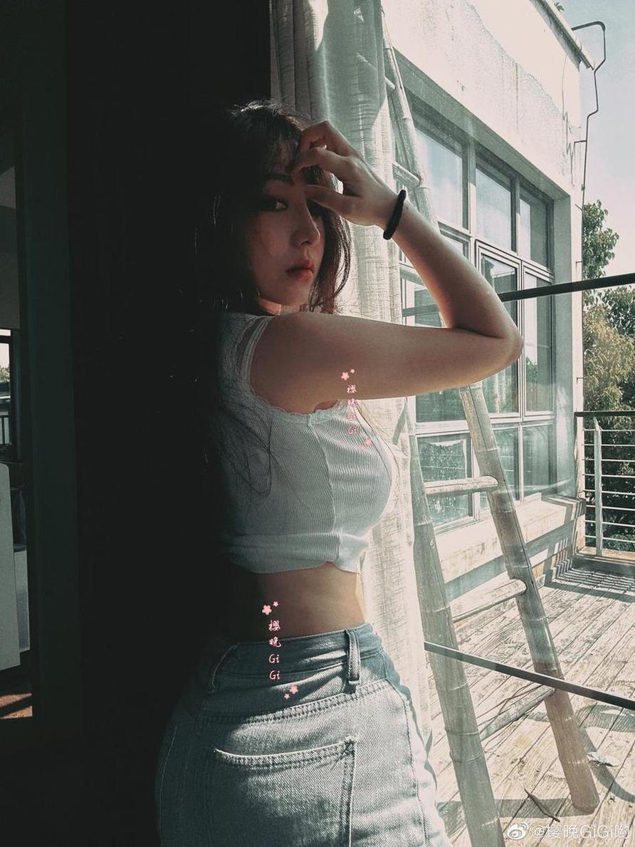 精美套图 透露樱晚gigi哟粉丝群的那些美丽瞬间(套图高清壁纸) 精美套图 透露樱晚gigi哟粉丝群的那些美丽瞬间(套图高清壁纸)