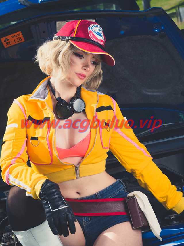 澳洲女 coser 变身《最终幻想 XV》中的性感机械师Cindy(澳洲女娃) 澳洲女 coser 变身《最终幻想 XV》中的性感机械师Cindy(澳洲女娃)