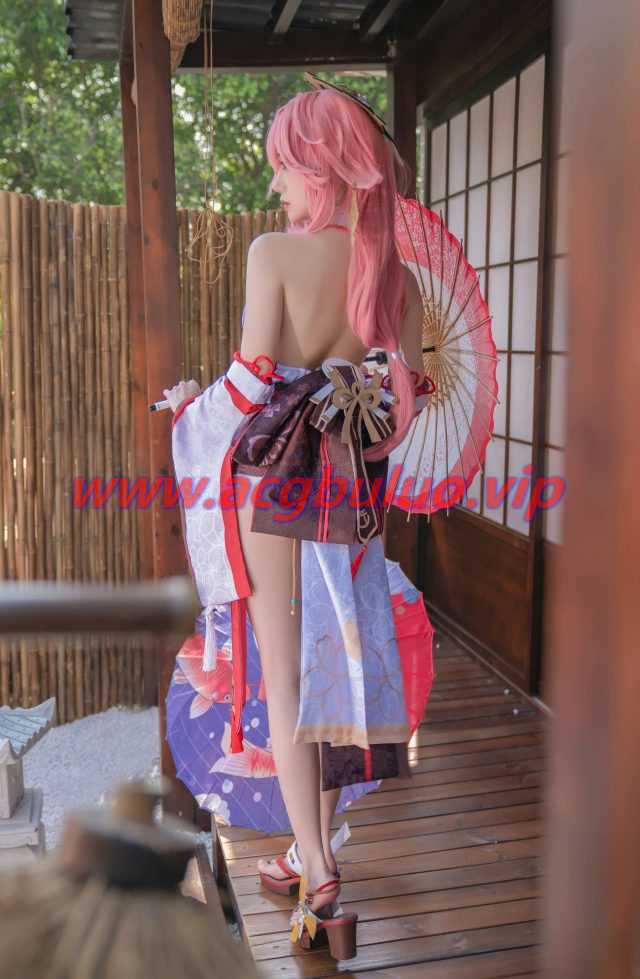 焖焖碳八重神子COS:短裙与长腿勾勒出神秘与性感的魅力 焖焖碳八重神子COS:短裙与长腿勾勒出神秘与性感的魅力
