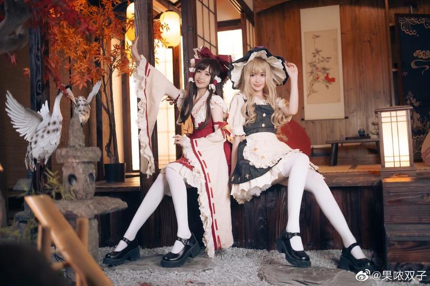 果哝双子年龄最新摄影合集，欣赏无限(果农双子多大)