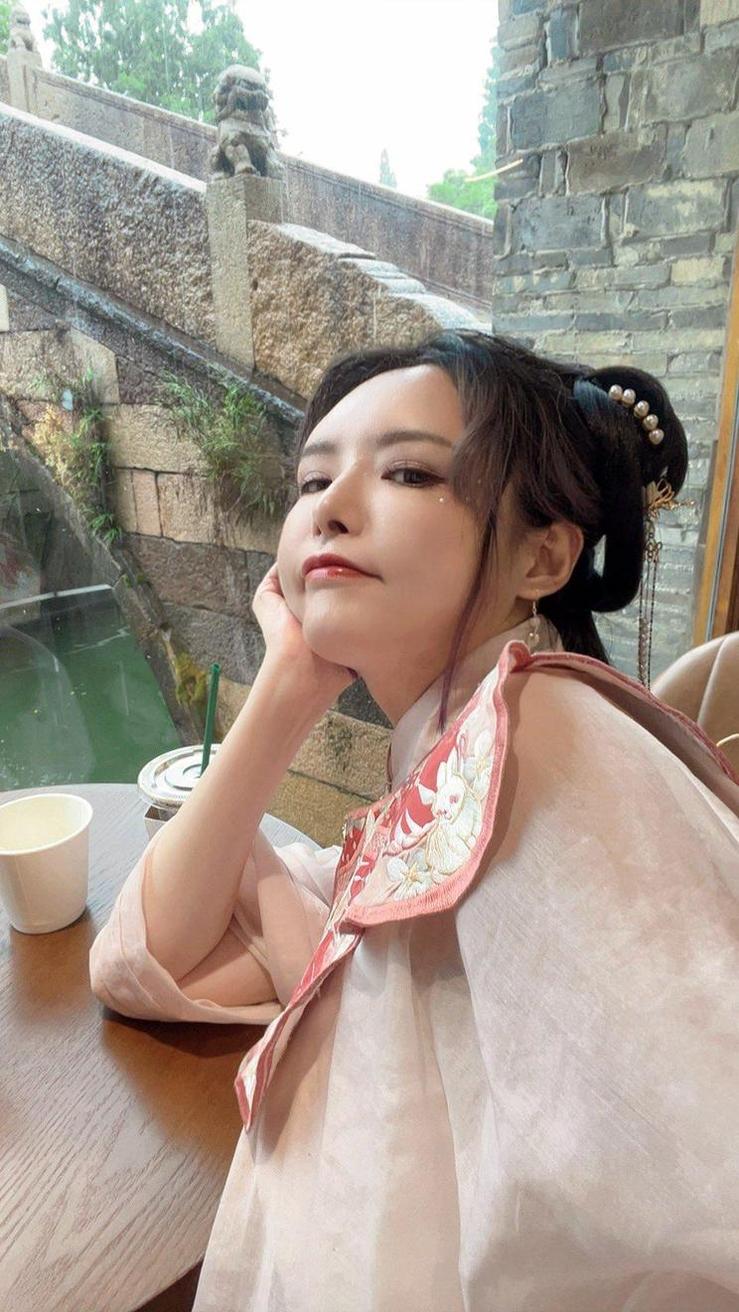 珍藏不羁的年华，夏小秋秋无删减cosplay照片分享(不羁的风华)