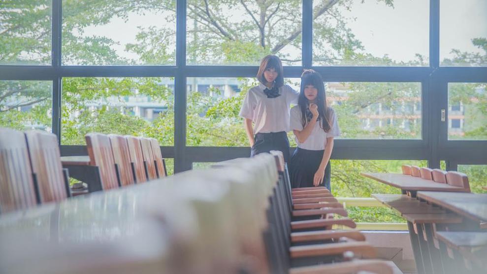 疯猫ss作品免费，原图好看到爆(疯猫ss.)