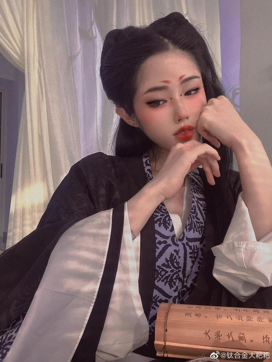 titi钛合金24f的摄影作品，细节非常用心(ti4al22v钛合金)