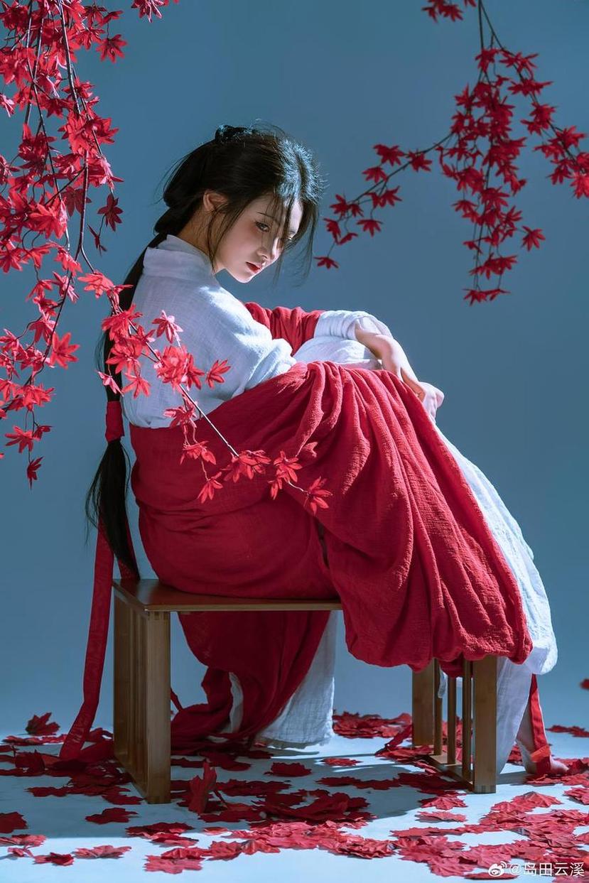 岛田云溪秋和柯基的更新图包，原图免费下载