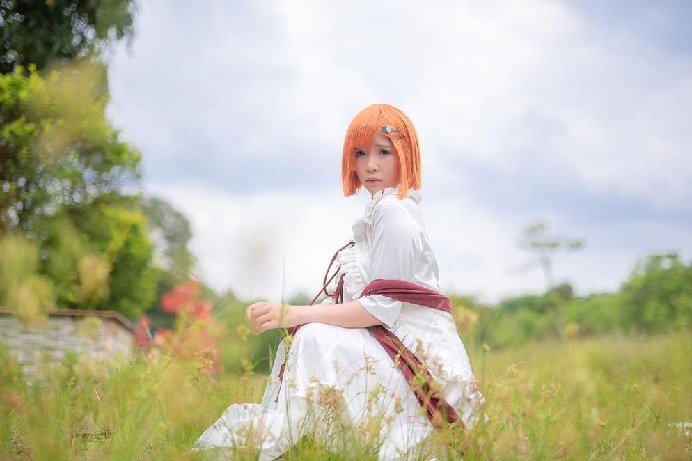 惊艳到发指！抱走莫子aa水晶荡漾最新的cos作品一定要看(抱きしめられたら)