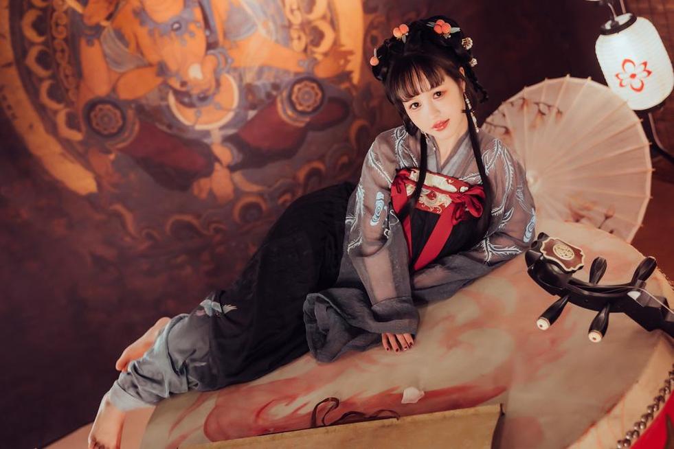 晕崽小秘cos合集：带你进入神话传说的奇幻世界(晕崽免费)