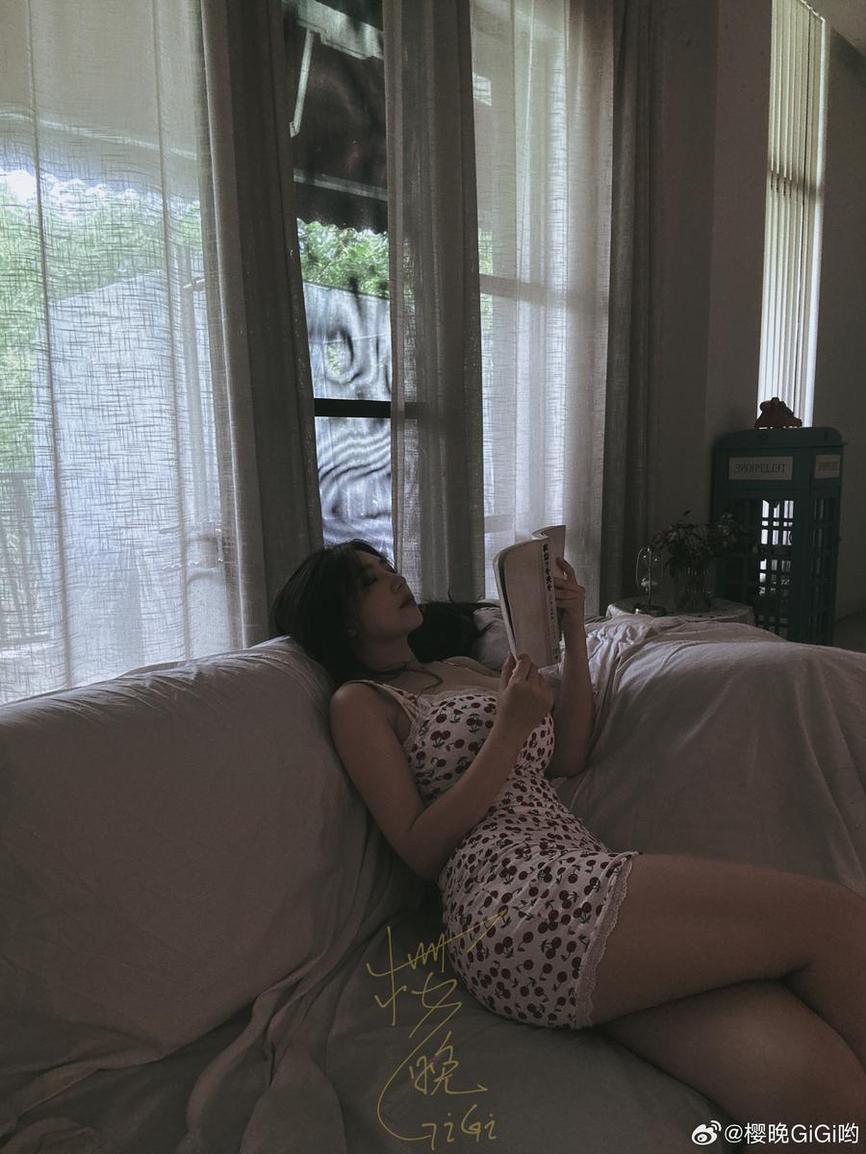 樱晚gigi橙色的光，每次更新都是一场视觉盛宴(樱晚gigi的最后一天直播录像)