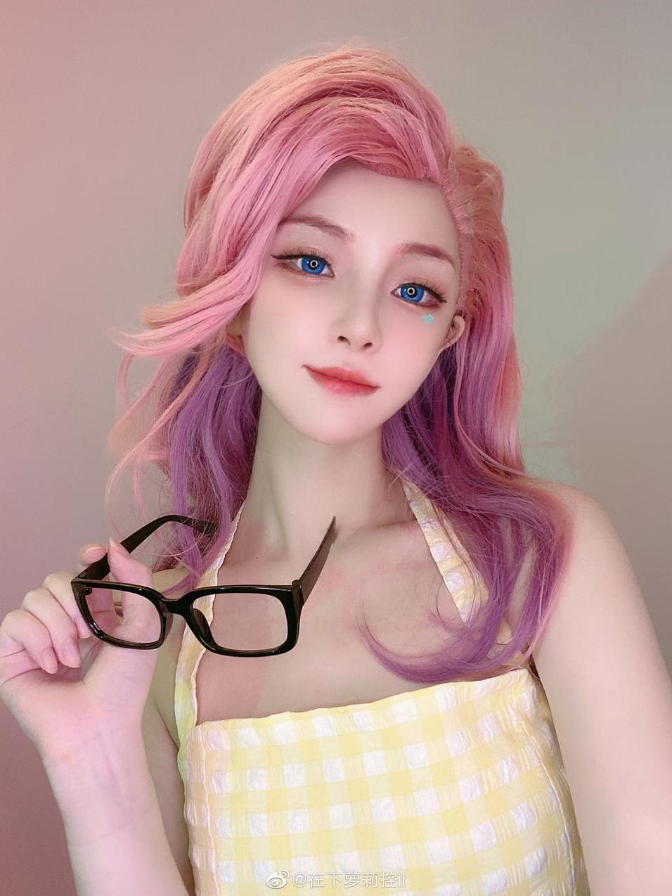 在下萝莉控ii的壁纸，尽享真实的图片之美