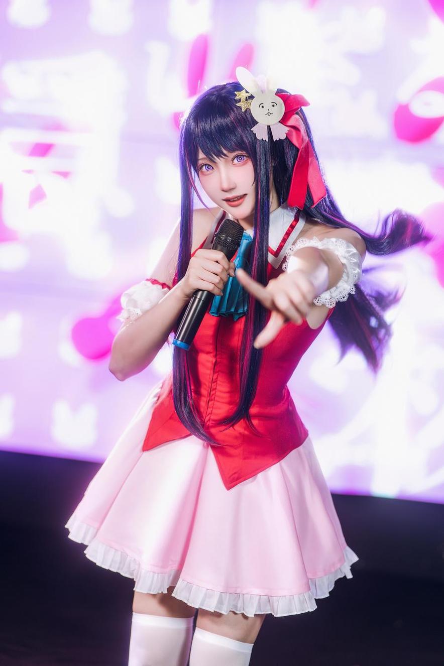 欣赏瓜希酱长相分析照片，被她的气质和美貌震撼(瓜酱什么意思)