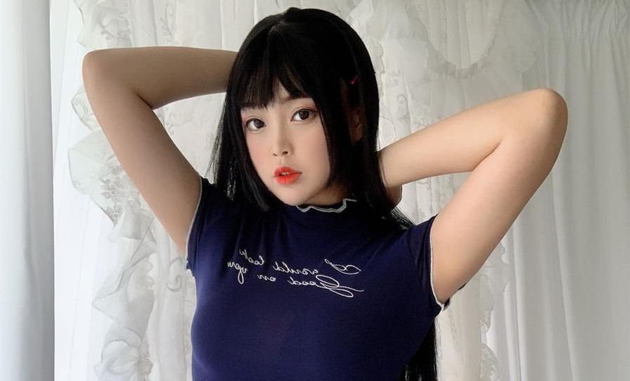 最新的白烨cos照片，原图视频已经完全解析(白烨cos图)