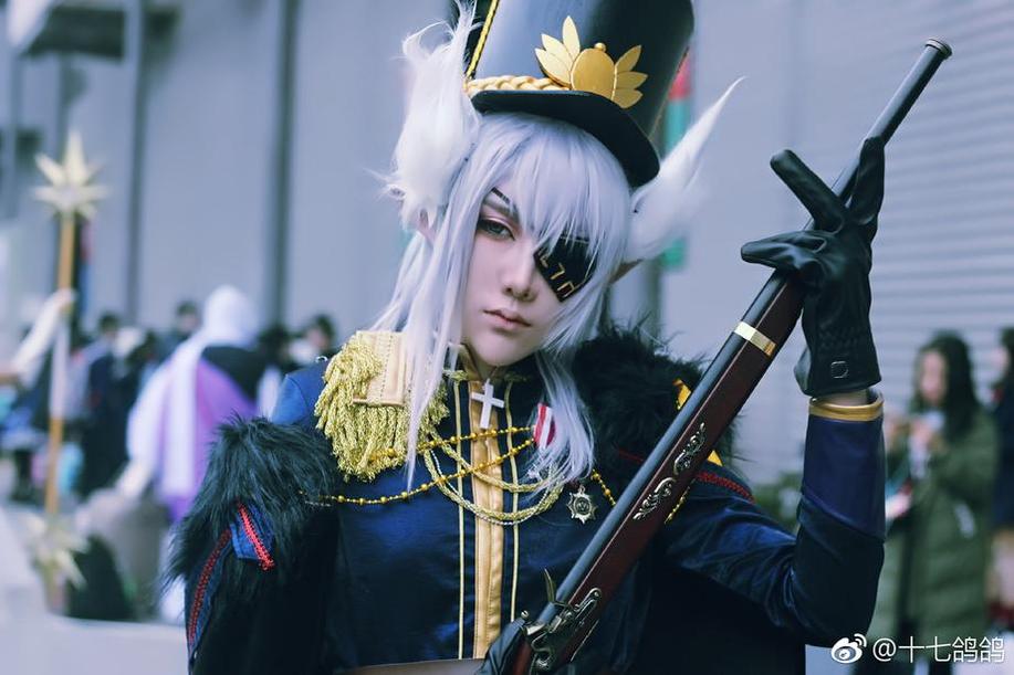 你十七鸽怎么了，举世闻名的cos大佬亲临分享经验(你十七鸽微博账号)