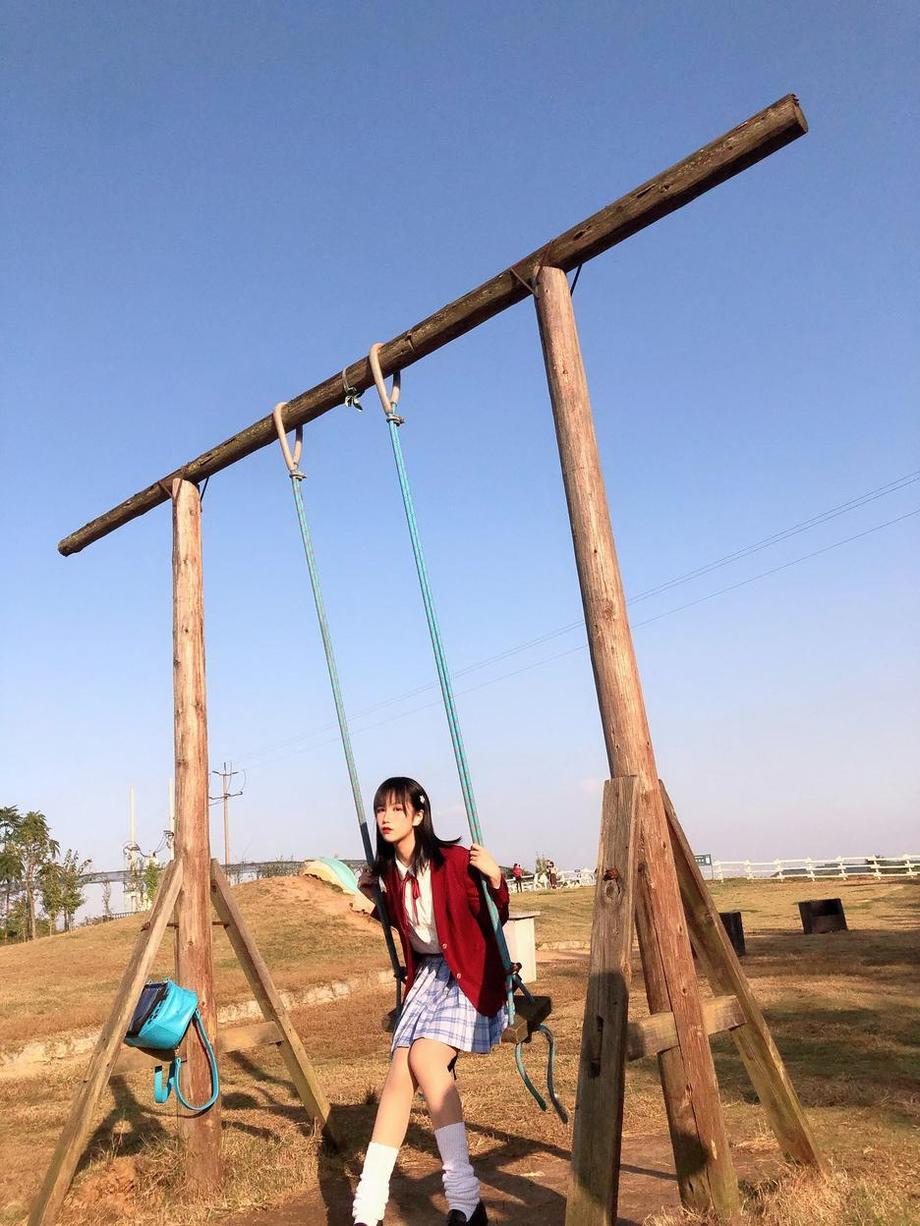 逐月su车内高清，菜鸟cos作品惊艳了众人(逐月su_日常第一弹)