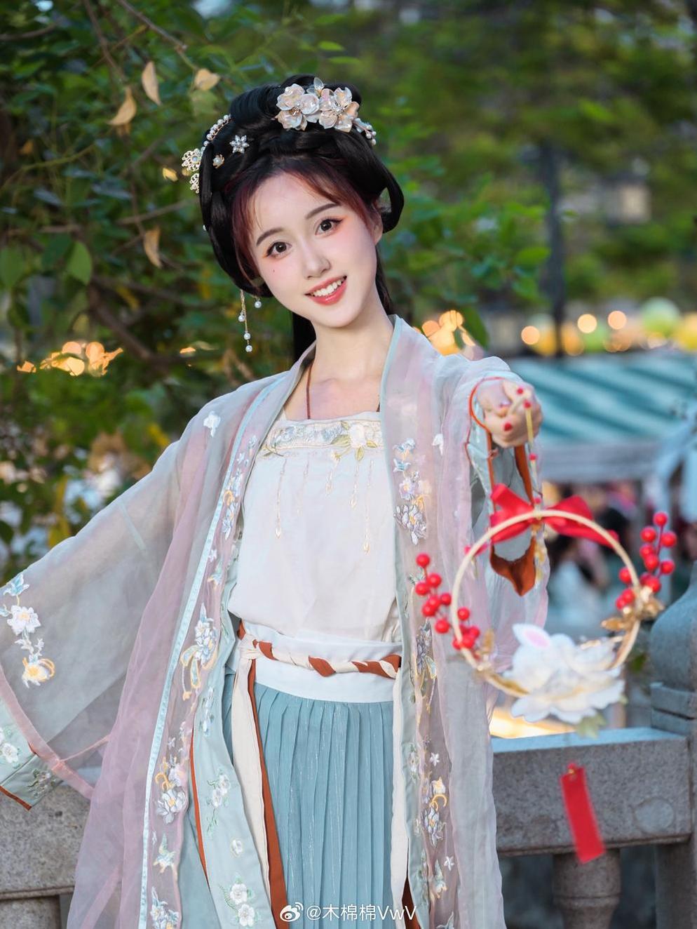 木绵绵owo绵相随，欧洲风情摄影分享(小说女主叫做木绵绵)