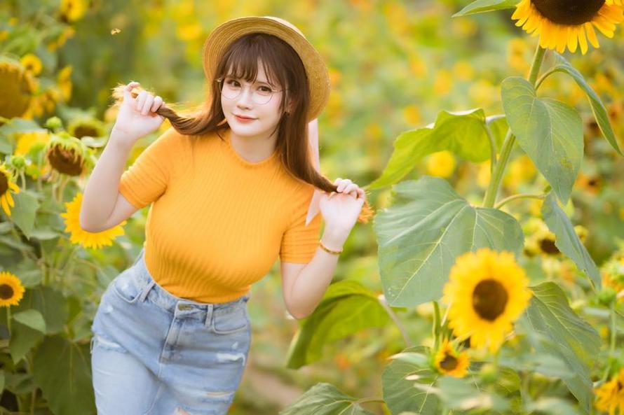 “前羽rr微博照片”高清美图惊艳全网，让你忍不住多看几遍(前羽_rr微博图包)