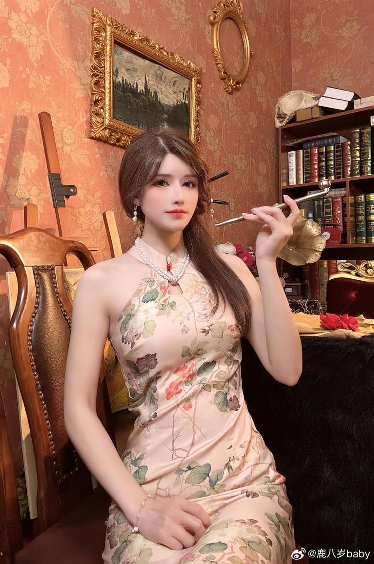 原图来袭！鹿八岁网盘超清照片大放送(818鹿到底怎么了)