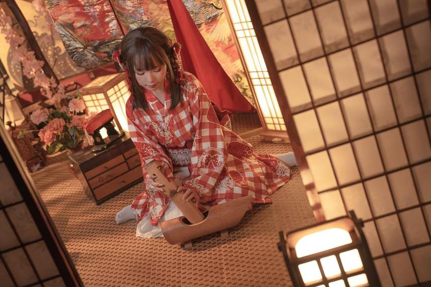 喵小吉cos纳西妲：猫系女仆大作品(喵小吉cos纳西妲花絮)