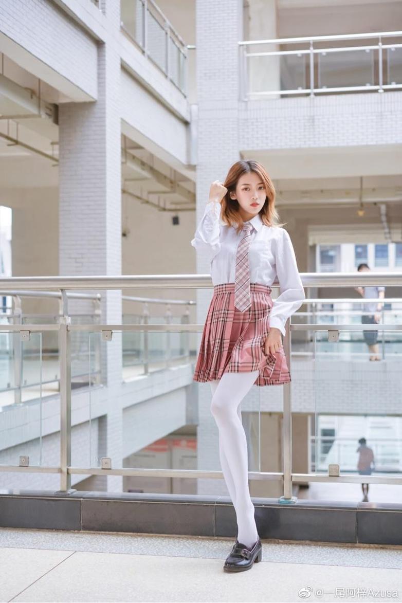 一尾阿梓个人资料：cosplay艺术照片集(一尾阿梓到底是谁)