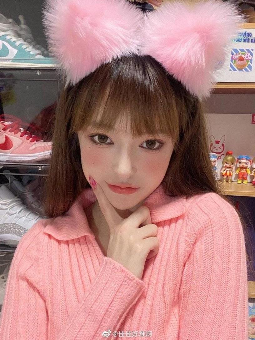 佳佳好难啊免费图片：一见倾心的唯美图包赏析(佳佳好难啊 免费)