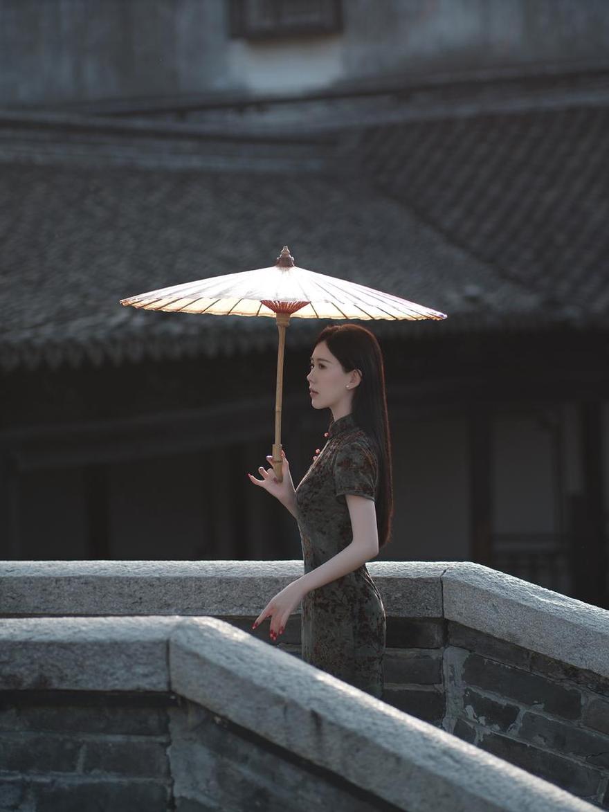 超美chloe霏霏正脸照，堪比作品级美图(chloe霏霏的微博是多少)