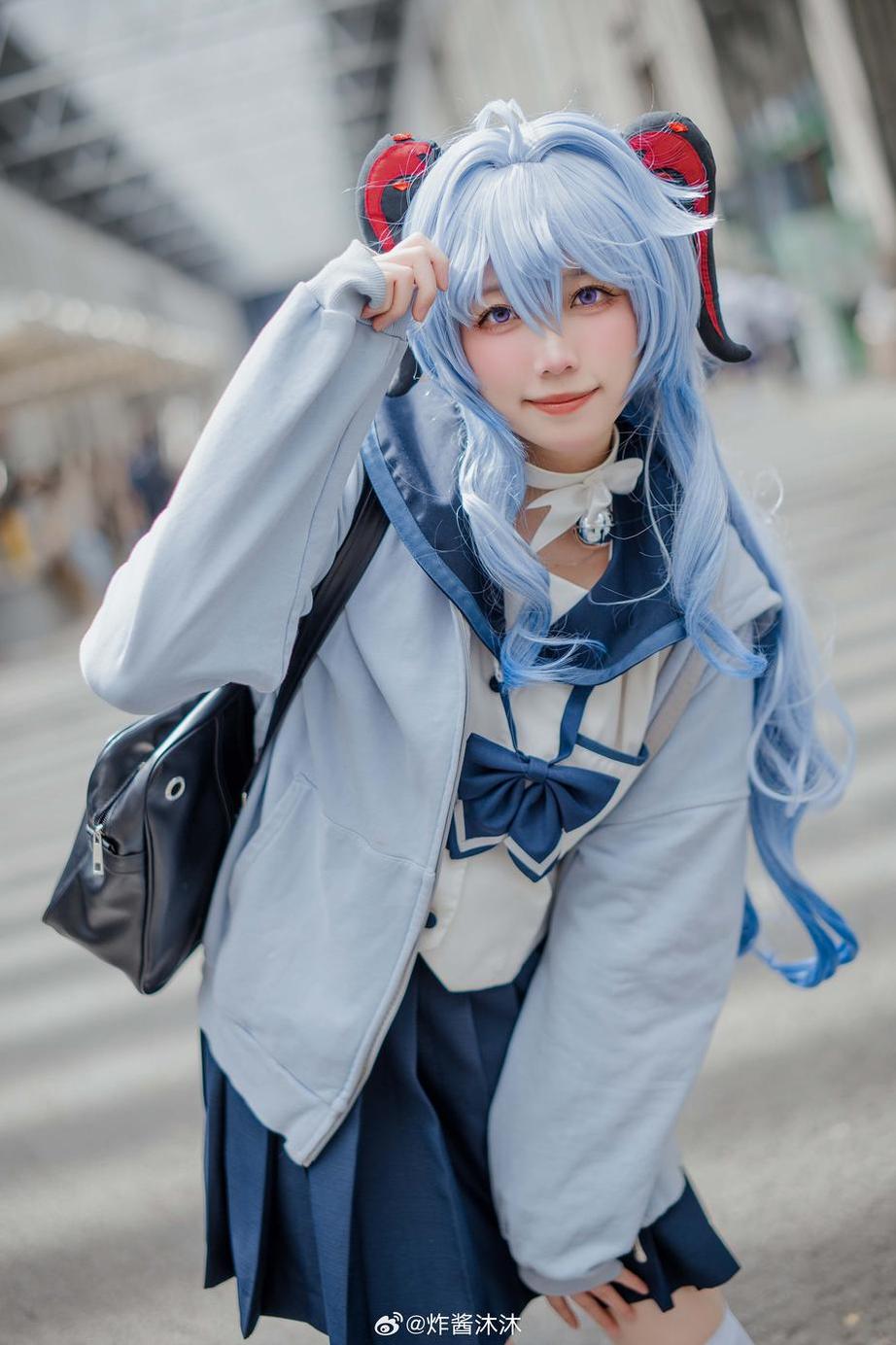 炸酱沐沐猫的cos作品，让你的二次元世界变得更加纯粹。(沐沐猫的作品)