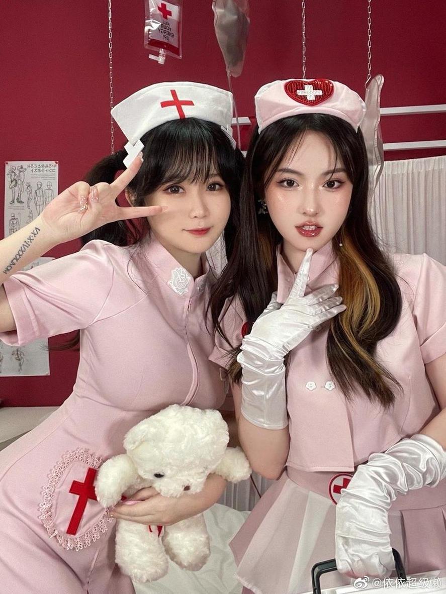 是依酱吖最新免费作品：摄影集锦，让你感受cos的真美(是依酱呀完整)