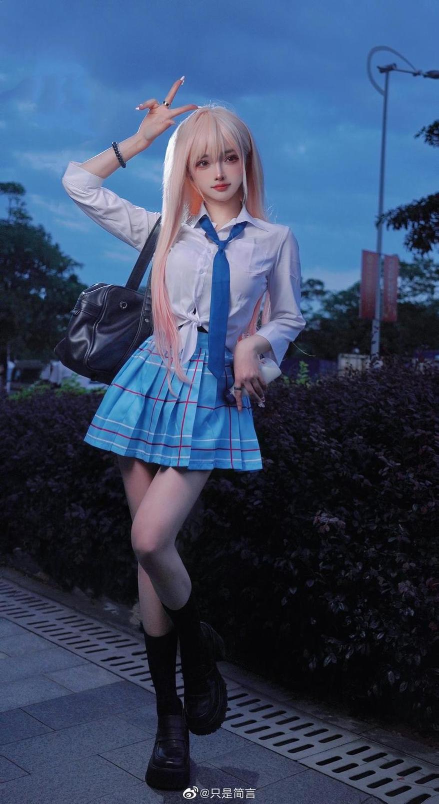 只是简言微博照片原图大集：我的cos之路，有每一张照片为血脉相连。(只是简言微博cosplay)