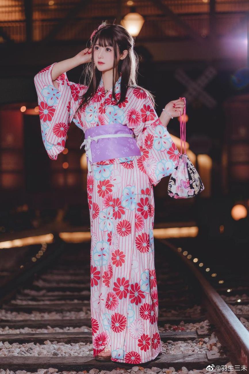羽生三未婚纱照图包大放送，分享给各位宅男宅女(羽生喜欢)