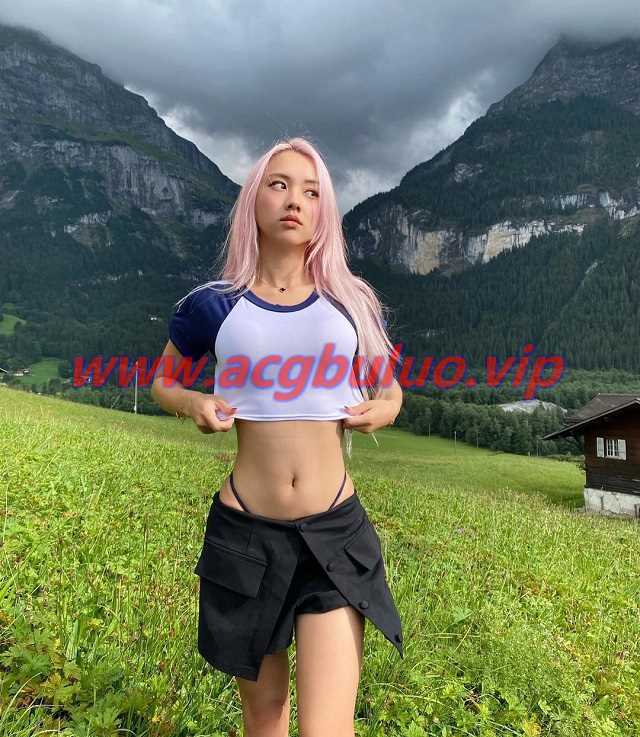 女主播让许多游戏玩家“不知所措”，因为太性感了(女主播直播间游戏)